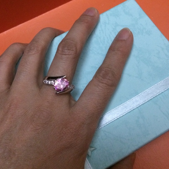 Engagement 9k Gold filled pink Sapphire ring  7.75 - Picture 3 of 4