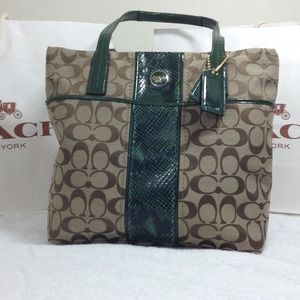AUTH coach large crossbody handbag