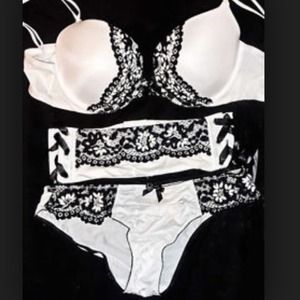 Victorias Secret Very Sexy 3 Piece Set.