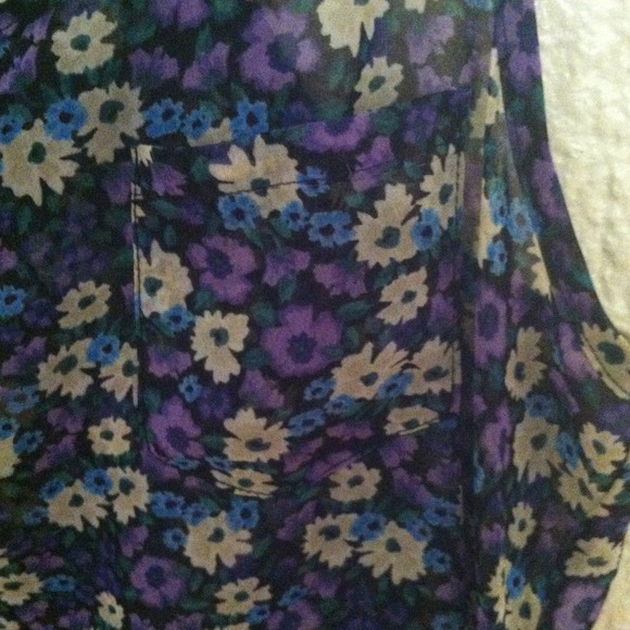 Floral silk racer top - Picture 2 of 2