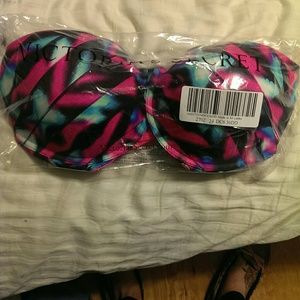 😊SOLD😊 Vs bra