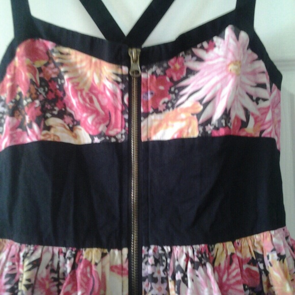 *sold in bundle*HP4/13?Jack bb dakota Floral dress - Picture 3 of 4