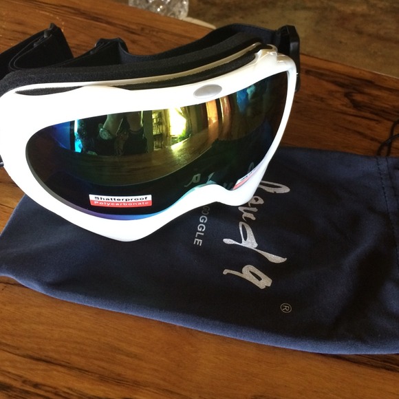 Cloud 9 snow goggles!
