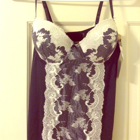 NWT Marilyn Monroe intimates lingerie