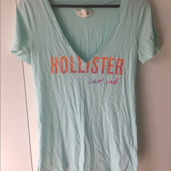 Hollister shirt