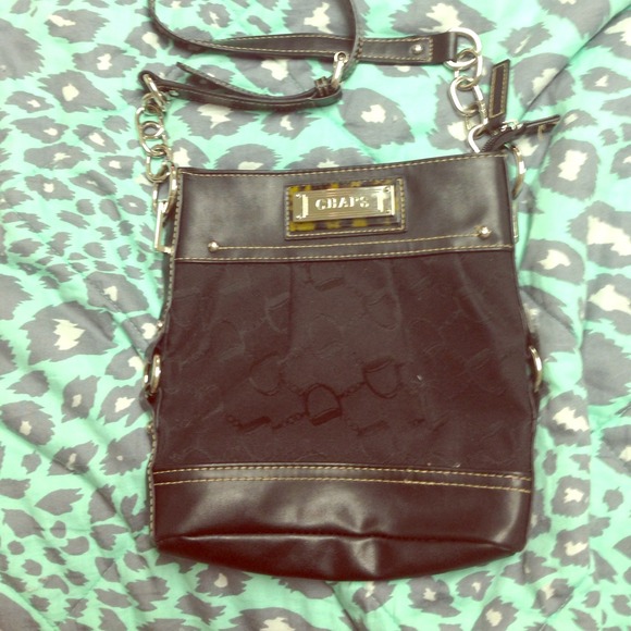 Cute black satchel :)
