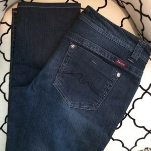 Makers skinny jeans