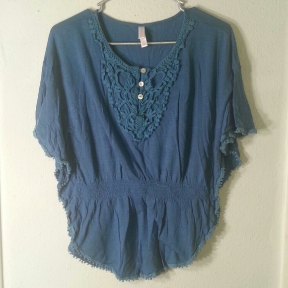 blue flowey top