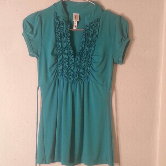 blue ruffle top