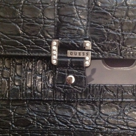 🎀🎉Guess Beautiful 2 pieces wallet 🎉 - Picture 4 of 4