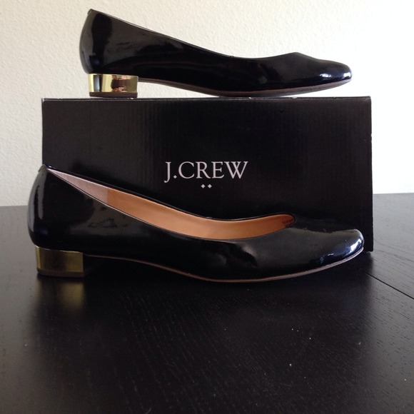 J. Crew Shoes - J crew Harper Gold heel black patent flats (8.5)