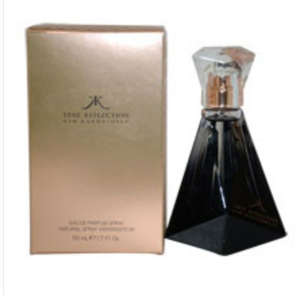 Kim Kardashian True Reflection Perfume - Picture 4 of 4