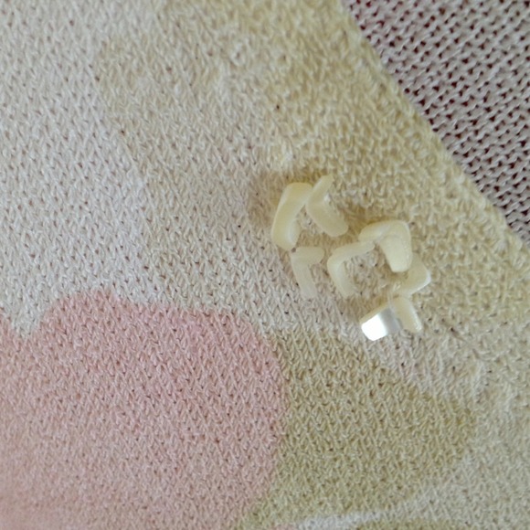 Spring sweater - Picture 2 of 4