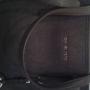 Michael kors jetset travel tote