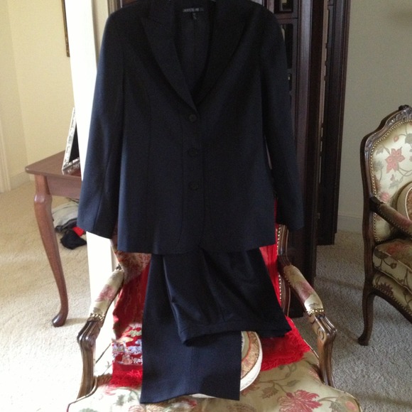 Lafayette 148 black suit