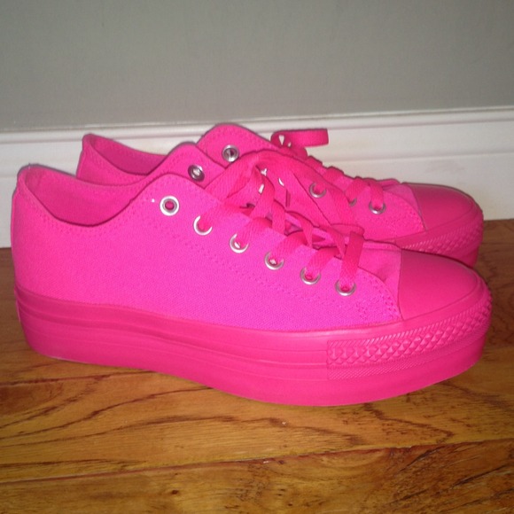 Converse Flatform Sneakers