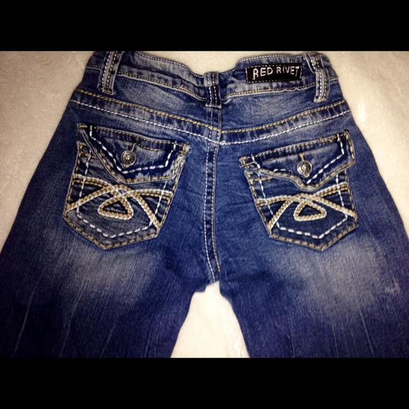 Jeans / Red Rivet