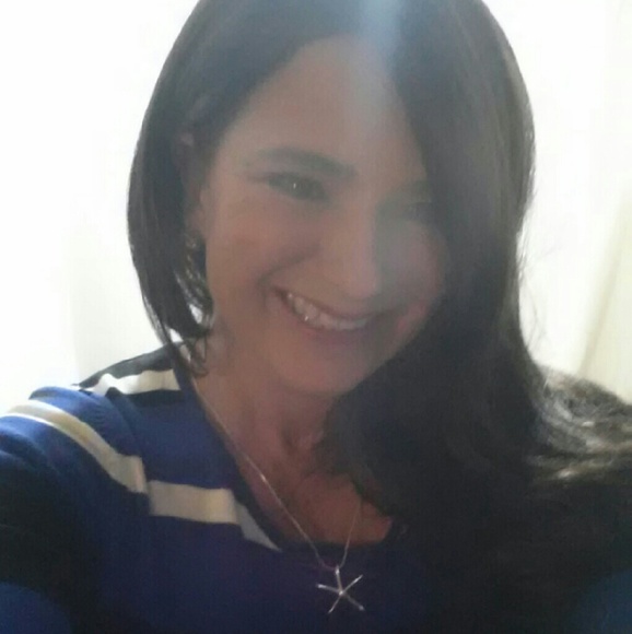 POSH AMBASSADOR make an offer 💗💗 - Picture 11 of 17