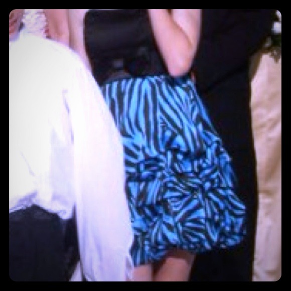 Negotiable homecoming prom dress - Picture 1 of 1