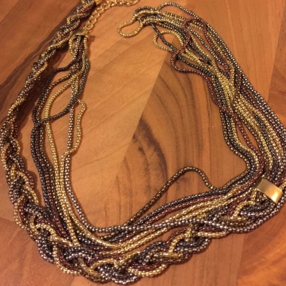 NECKLACE AND EARRINGS SET🎉HOST PICK 9/1 - Picture 3 of 4