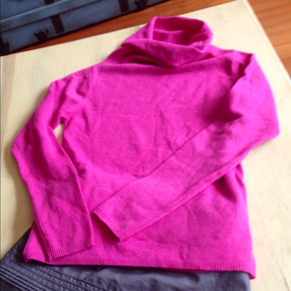 Cashmere sweater - Picture 2 of 2