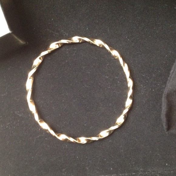 Technibond twisted bracelet