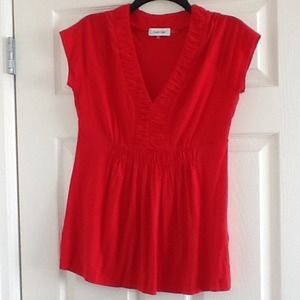 Cite Calvin Klein top