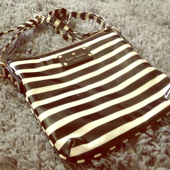 kate spade Handbags - 🚫SOLD🚫