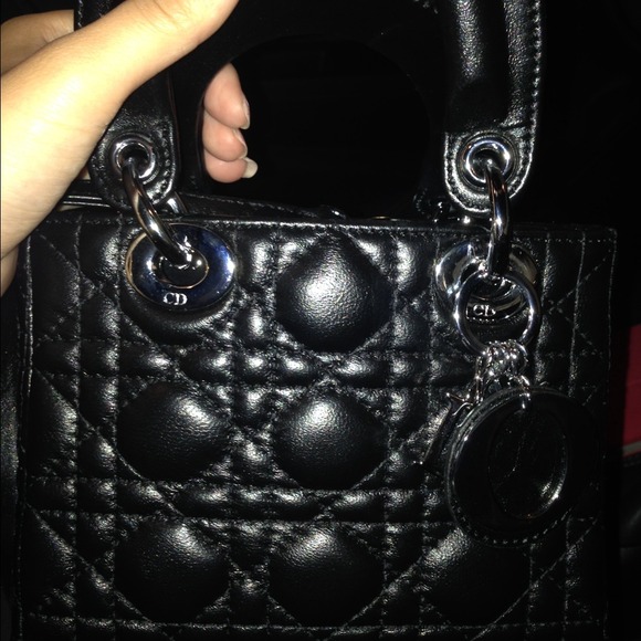 Dior ๐ ๐ ๐ ๐ ๐ ๐ ๐ ๐ - Picture 3 of 3