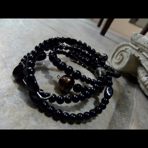 4 peice Black wirewrap bracelets set