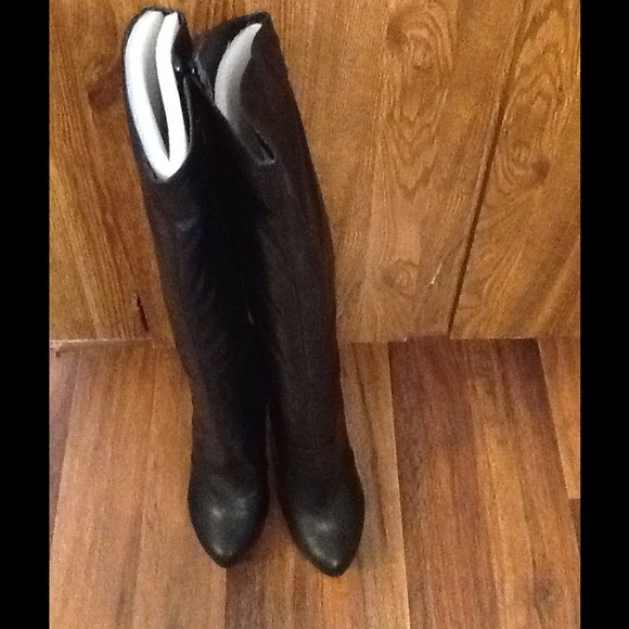 **JUST REDUCED**BRAND NIB PENNY LOVES KENNY BOOT**