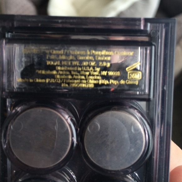 Eyeshadow quads by Elizabeth Arden x2 and Lancôme - Picture 4 of 4