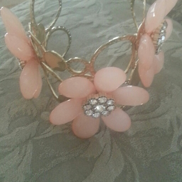 Statement bracelet - Picture 2 of 3