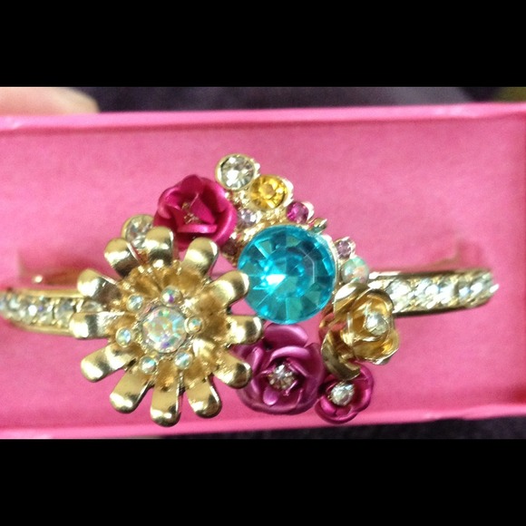 Betsey Johnson bracelet