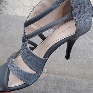 💥 REDUCED 💥Sandal pics