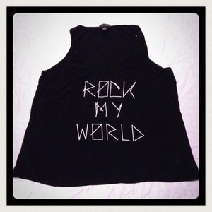 🎉BUNDLE 👚👚🎉