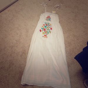 White summer maxi dress!