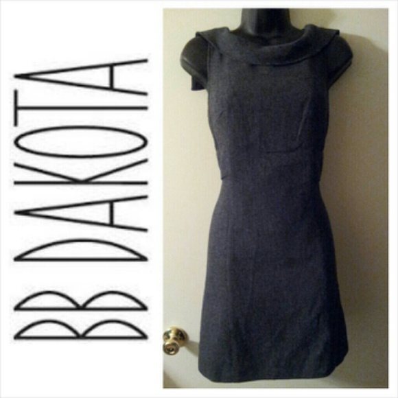 B.B Dakota Dresses & Skirts - HOST PICK Button Back Dress