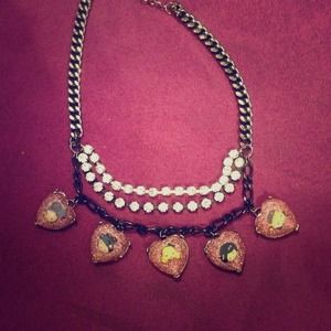 Harajuku Lovers pink heart necklace.