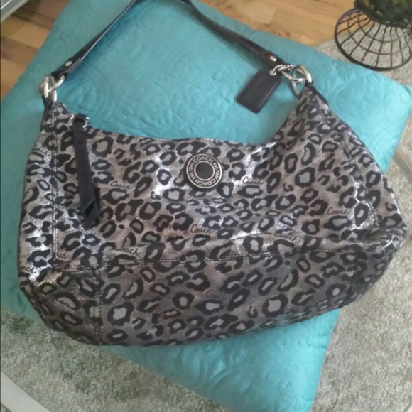 **SALE THIS WEEK END** Coach Bag Gorgeous - Picture 2 of 2
