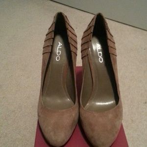 Aldo Nude Suede Pumps