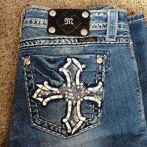 New Miss Me Sz 32 jeans