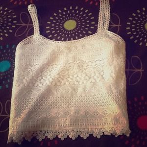 it is brand new never worn got it 4 days ago🙌😁