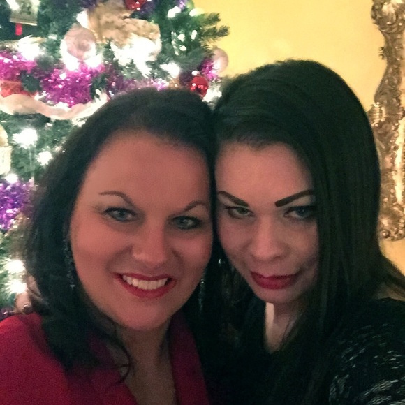 ❤WELCOME TO MY POSHMARK PARADISE ❤ - Picture 14 of 16