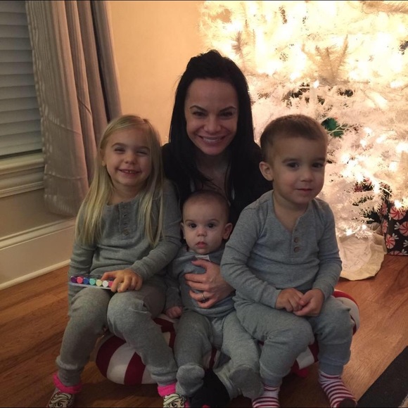 ❤WELCOME TO MY POSHMARK PARADISE ❤ - Picture 8 of 16