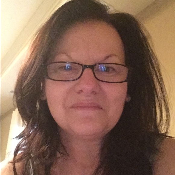 ❤WELCOME TO MY POSHMARK PARADISE ❤ - Picture 4 of 16