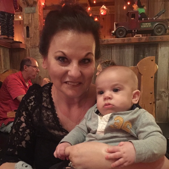 ❤WELCOME TO MY POSHMARK PARADISE ❤ - Picture 11 of 16