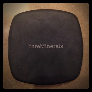 Bare minerals pressed foundation!!!
