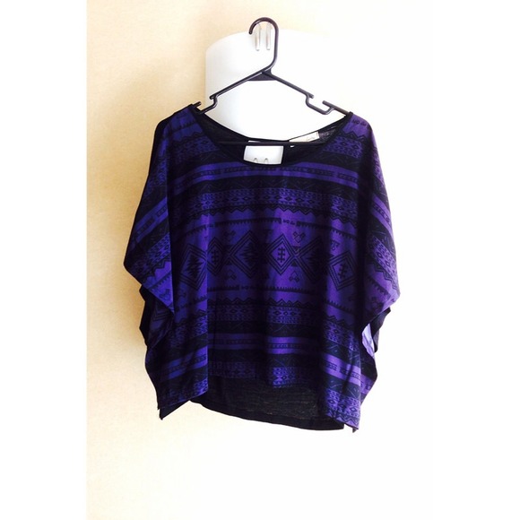 🆕💕Aztec-print Top