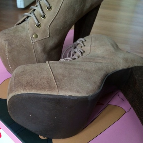 *BUNDLED FOR @vividdeccentrics* UNIF & JC